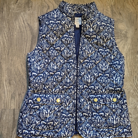 St. Johns Bay puffer vest blue with woodland creatures womens size small - Picture 7 of 7